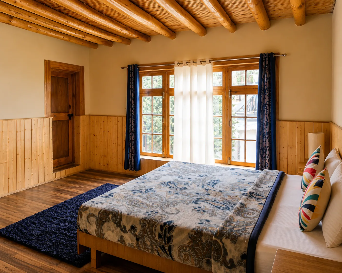 Deluxe Room 2